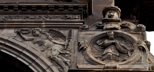 Imagen Protegido: VISITA A LA RESTAURACIÓN DE LA PORTADA RENACENTISTA DE LA IGLESIA DE SANTA MARÍA